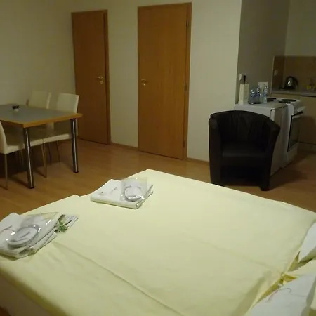 Aparthotel Apart Suites 4*