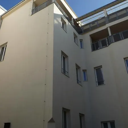 Apart Suites Aparthotel 4*