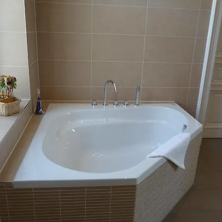 Aparthotel Apart Suites 4*